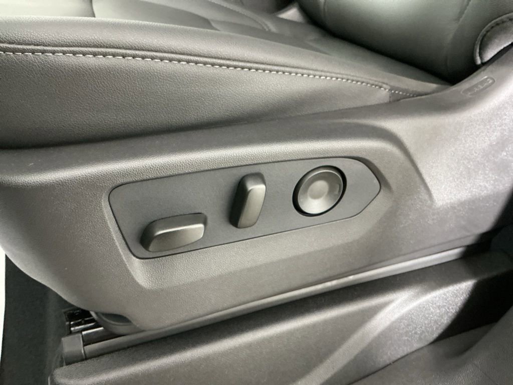 New 2026 Chevrolet Tahoe LT image 6