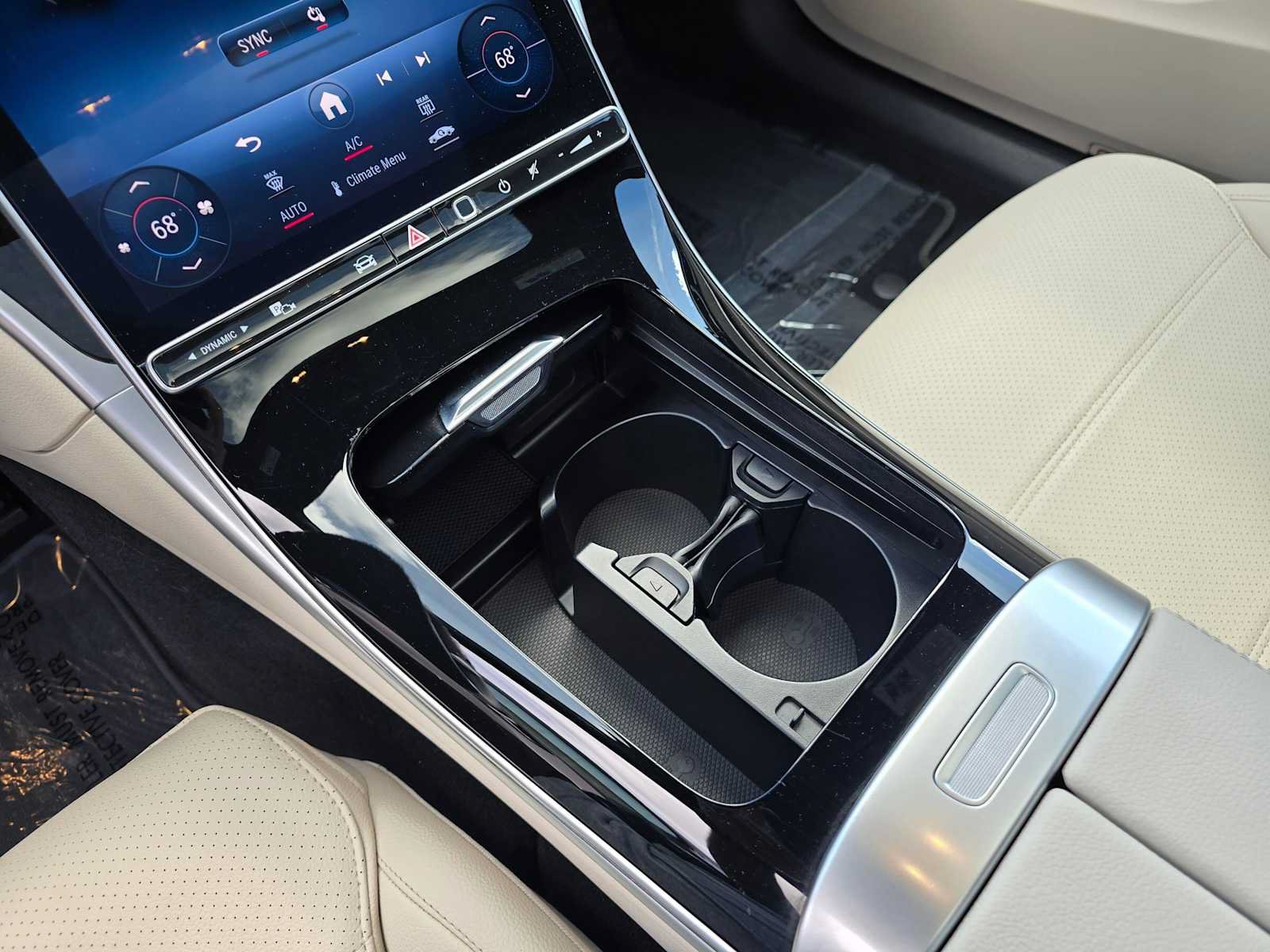 Used 2023 Mercedes-Benz C 300 Sedan image 29