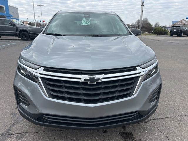 Used 2024 Chevrolet Equinox LS w/ LS Convenience Package image 2