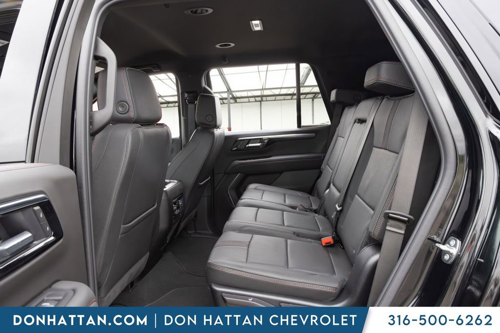 Used 2025 Chevrolet Tahoe RST AWD/4WD image 15