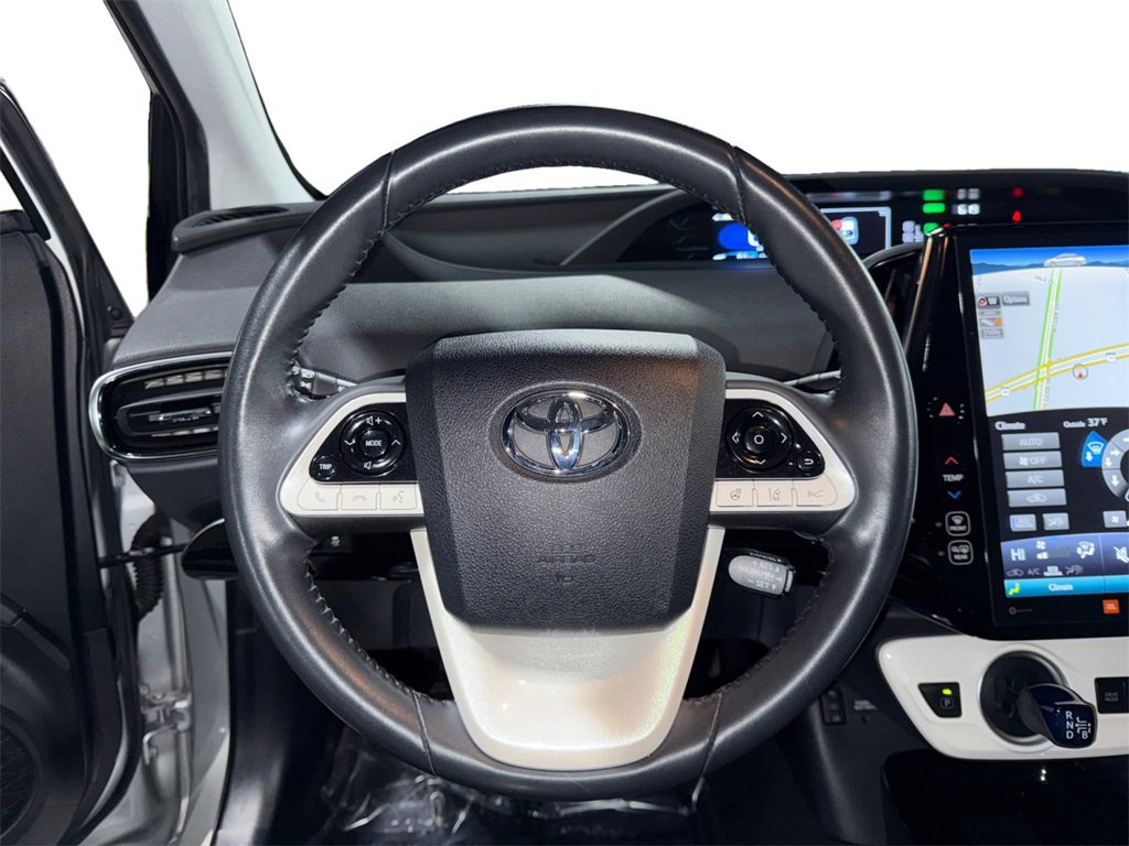 Used 2018 Toyota Prius Prime Advanced image 12