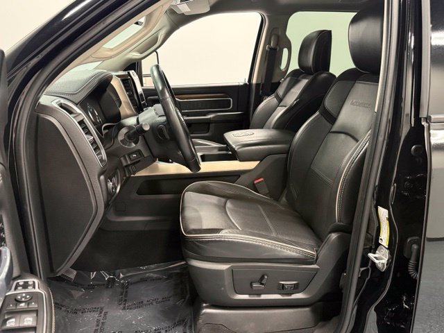Used 2024 RAM 2500 Laramie AWD/4WD image 11