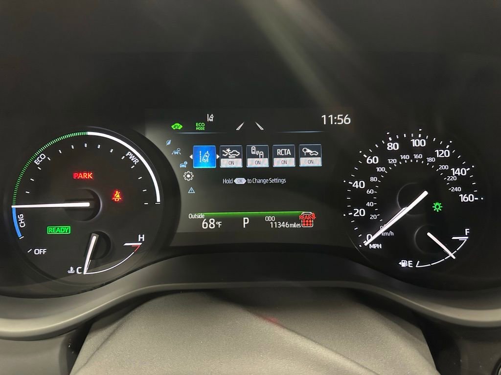 Used 2025 Toyota Sienna LE image 23