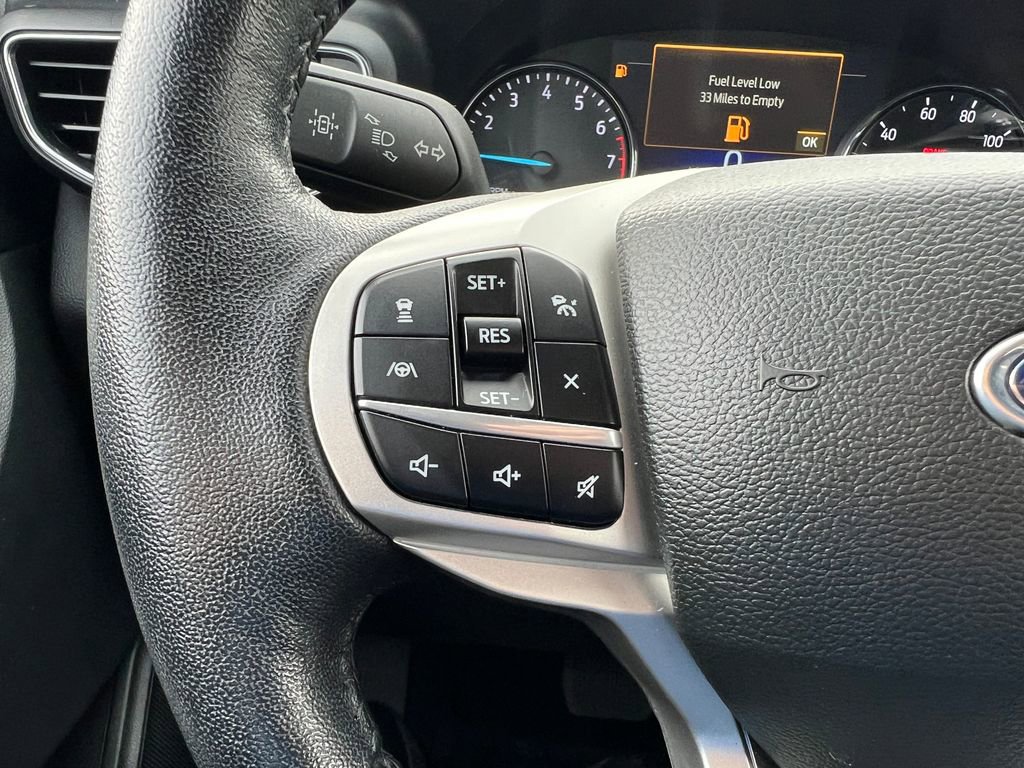 Used 2023 Ford Explorer Limited image 21