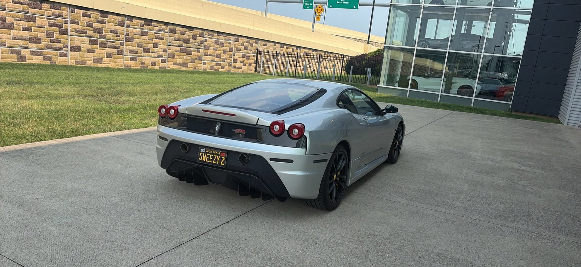 Used 2009 Ferrari F430 Scuderia RWD image 2