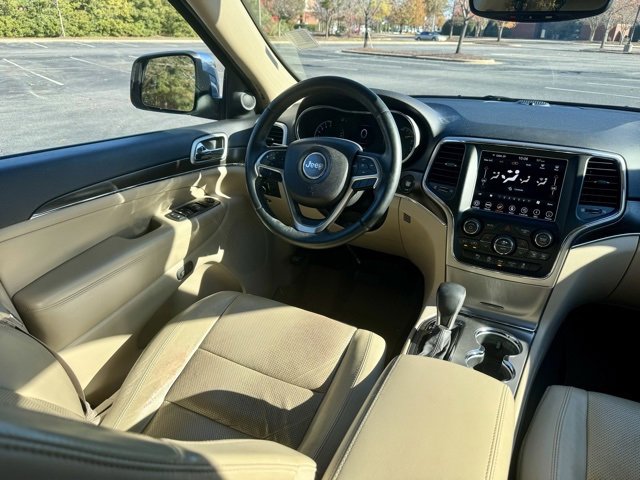 Used 2018 Jeep Grand Cherokee Limited w/ Luxury Group II image 17