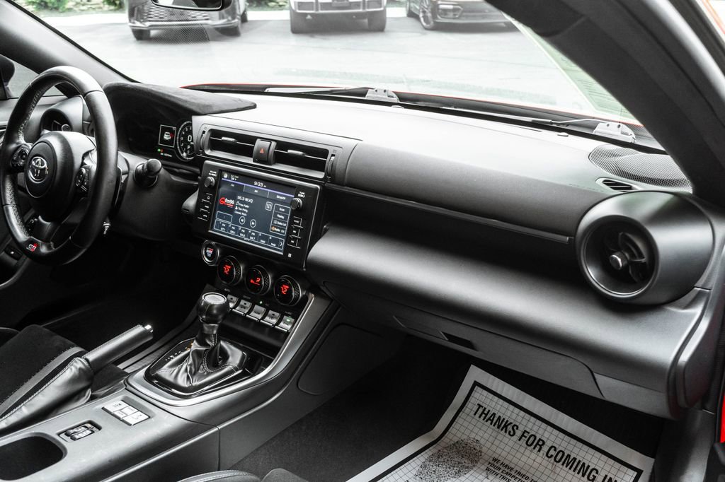 Used 2023 Toyota GR86 Premium RWD image 11