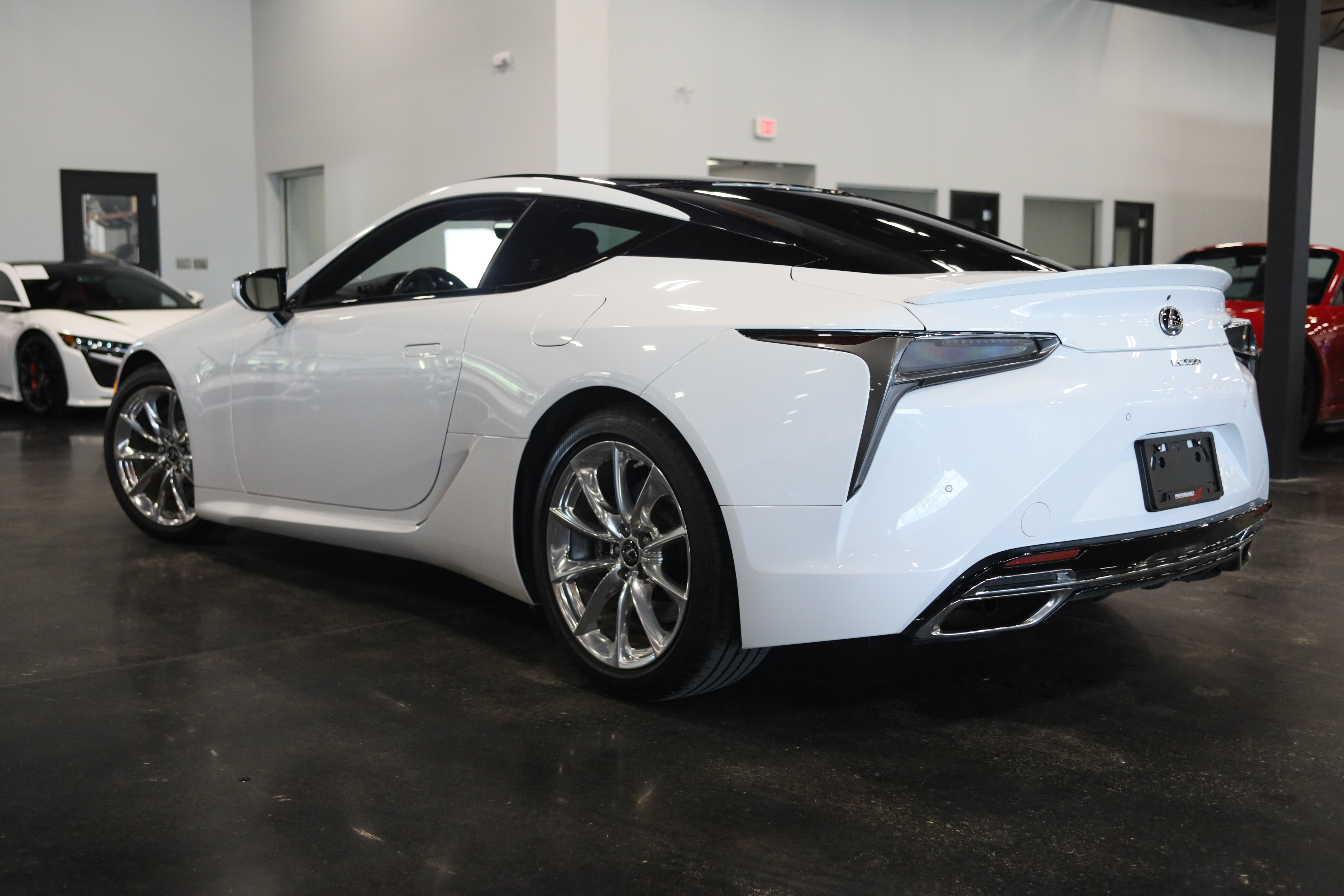 Used 2018 Lexus LC 500 Coupe w/ Touring Package RWD image 4