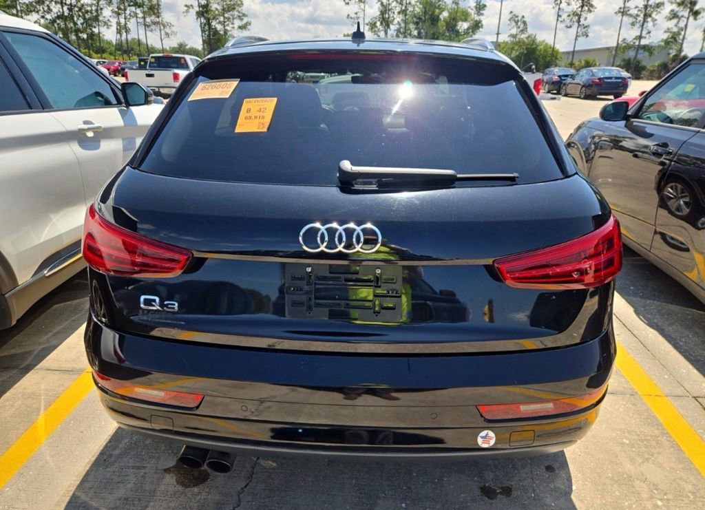 Used 2018 Audi Q3 2.0T Premium FWD image 3