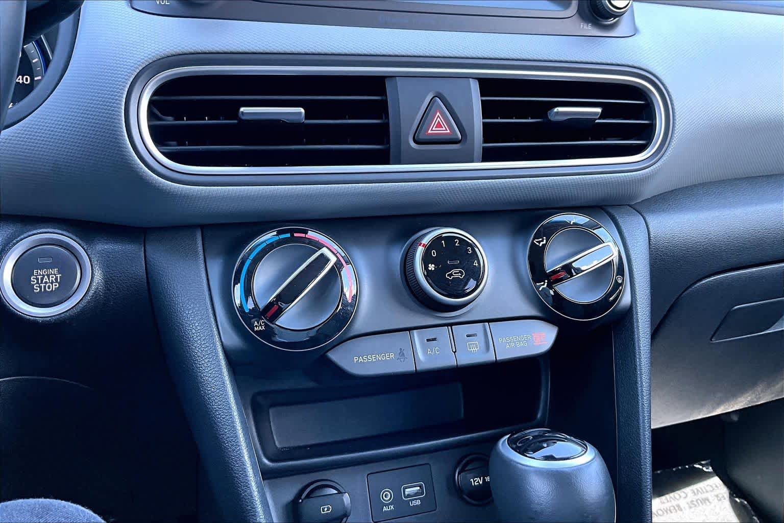 Used 2019 Hyundai Kona SEL AWD/4WD image 49