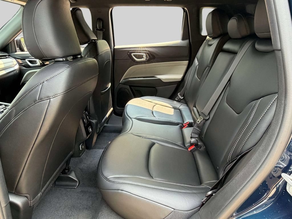 New 2026 Jeep Compass Limited AWD/4WD image 15