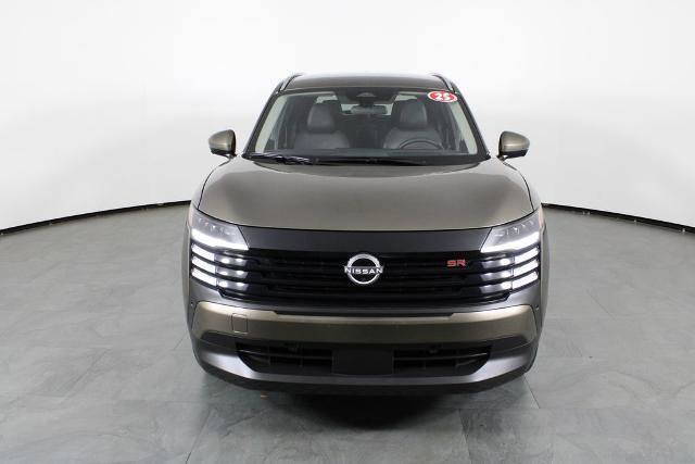 Certified 2025 Nissan Kicks SR image 14