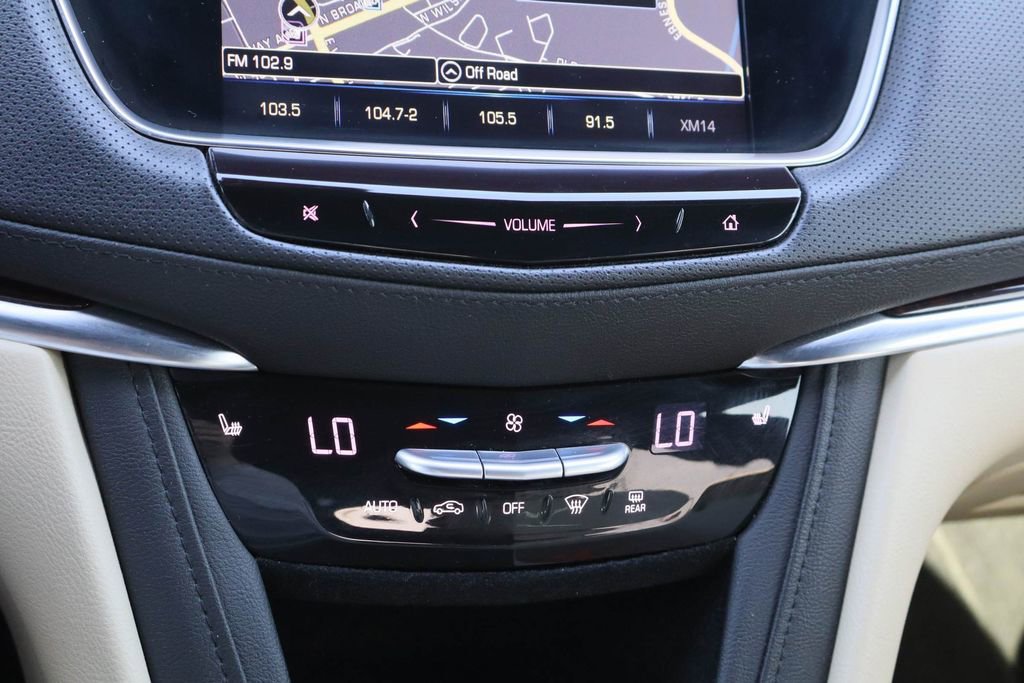 Certified 2018 Cadillac XT5 Luxury image 16