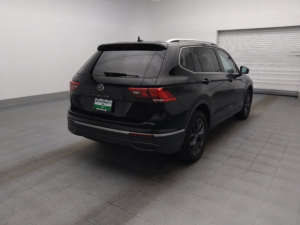 Used 2023 Volkswagen Tiguan SE FWD image 9
