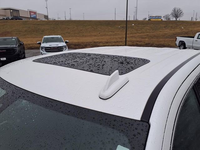 Used 2021 GMC Sierra 1500 Denali w/ Driver Alert Package II image 33