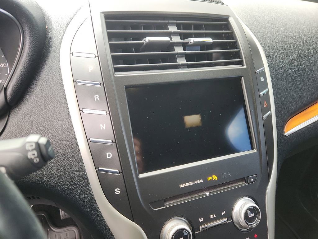 Used 2017 Lincoln MKC Reserve w/ Lincoln MKC Climate Package image 25