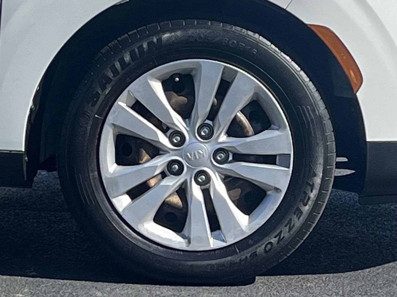 Used 2020 Kia Soul LX image 30