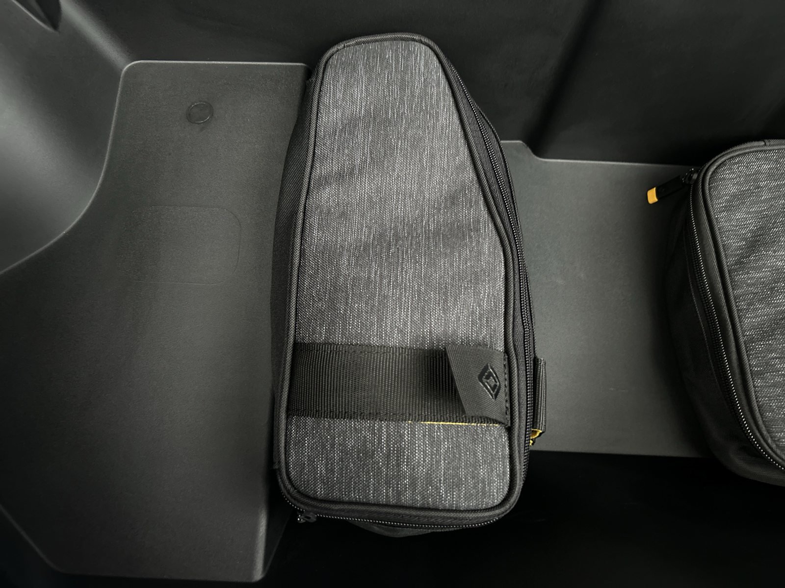 Used 2022 Rivian R1S Launch Edition Quad AWD/4WD image 34