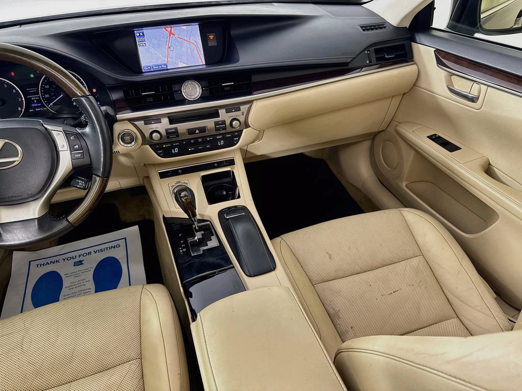 Used 2013 Lexus ES 350 w/ Luxury Pkg FWD image 31