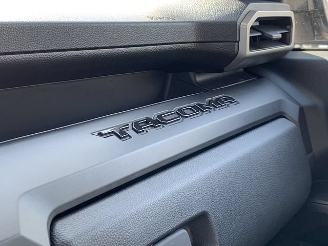 Used 2025 Toyota Tacoma SR w/ SR Upgrade Package AWD/4WD image 10