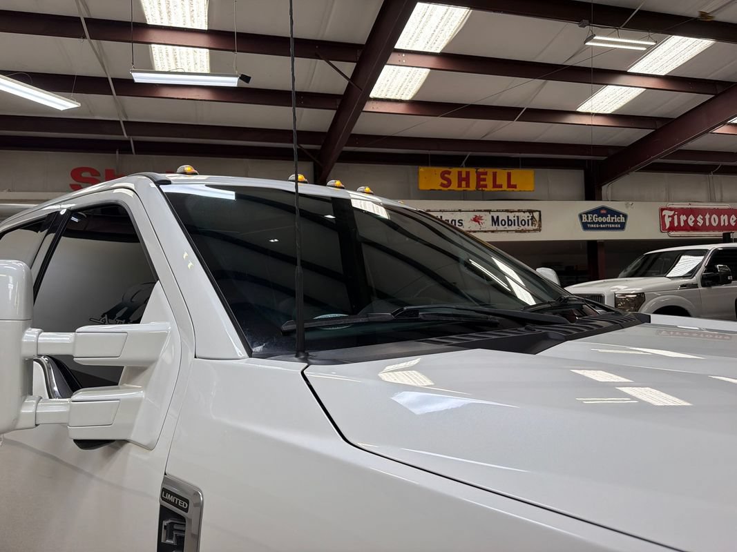 Used 2022 Ford F450 Limited w/ FX4 Off-Road Package AWD/4WD image 45