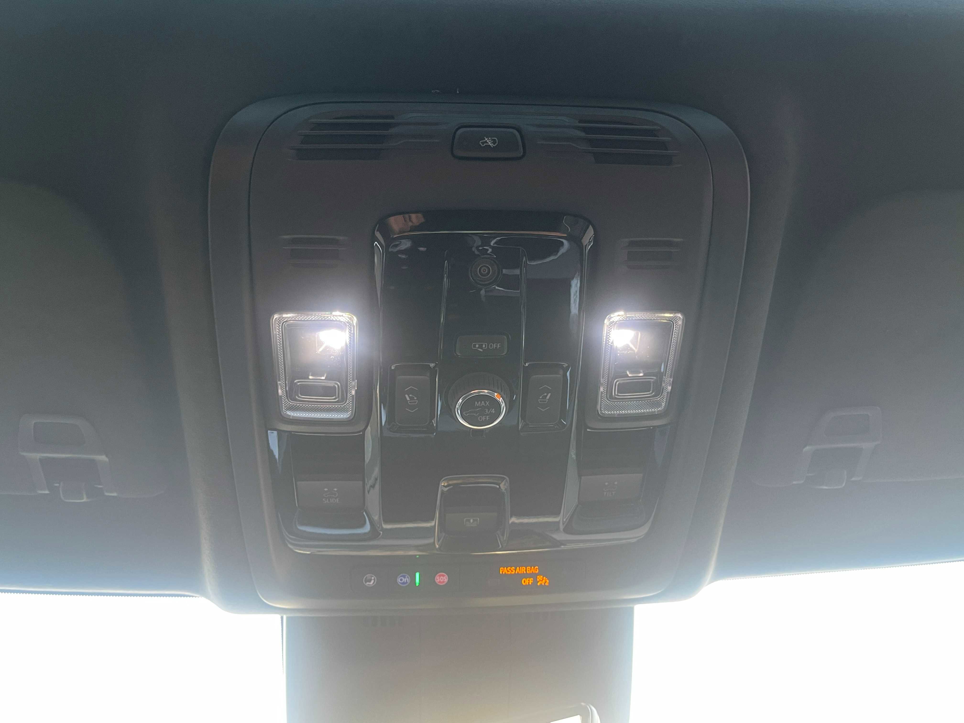 Used 2025 Cadillac Escalade ESV V image 41