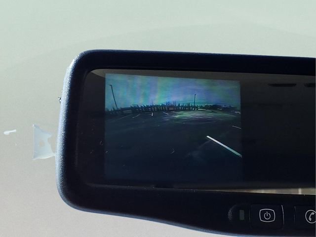 Used 2010 Chevrolet Traverse LT w/ Personal Connectivity Package FWD image 9