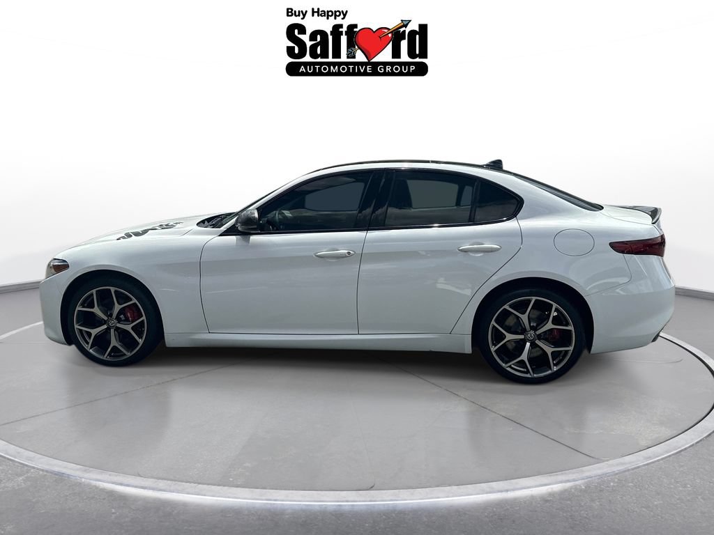 Used 2019 Alfa Romeo Giulia AWD w/ Quick Order Package 22J Sport image 5