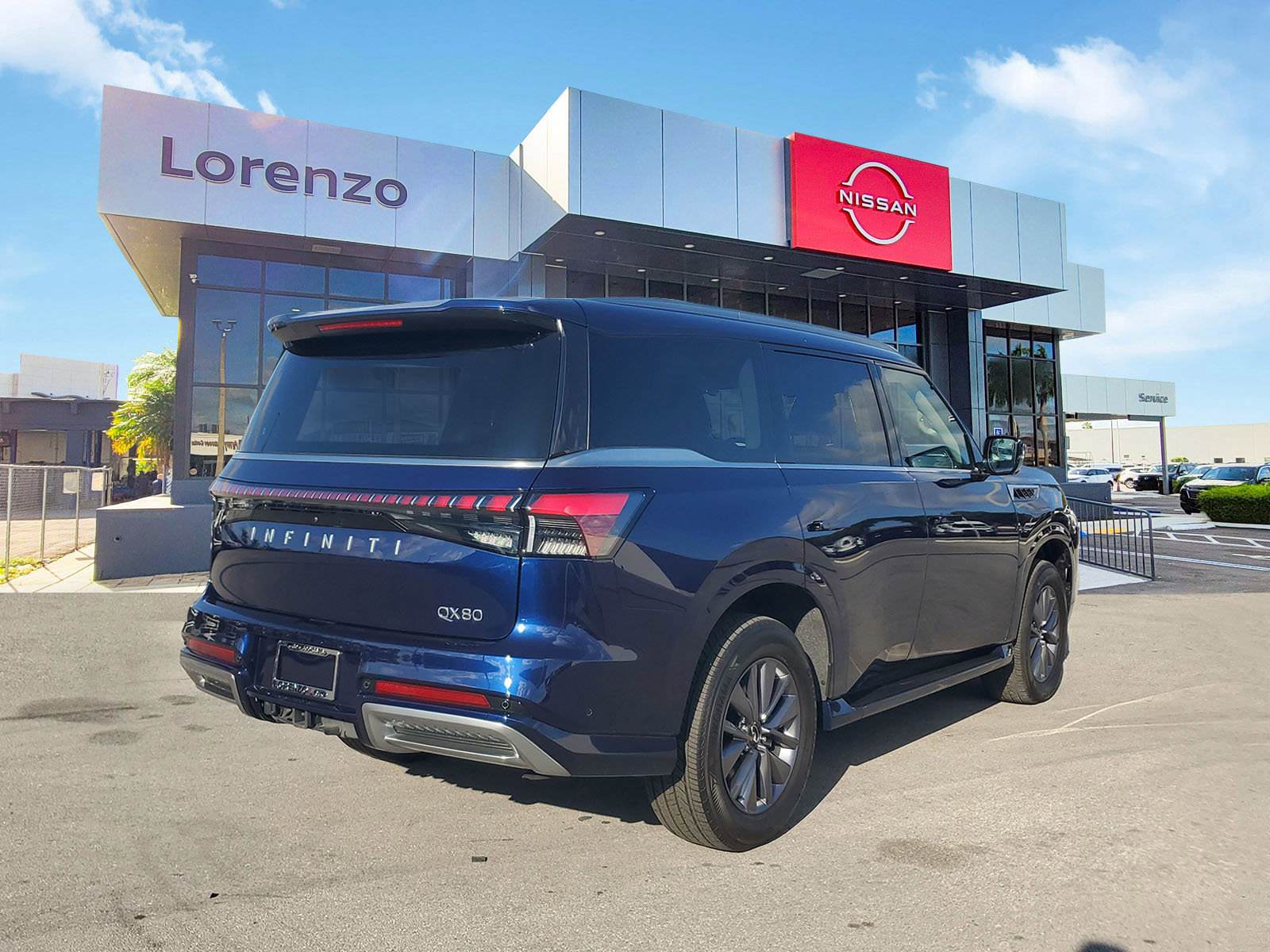 Used 2025 INFINITI QX80 Pure image 5