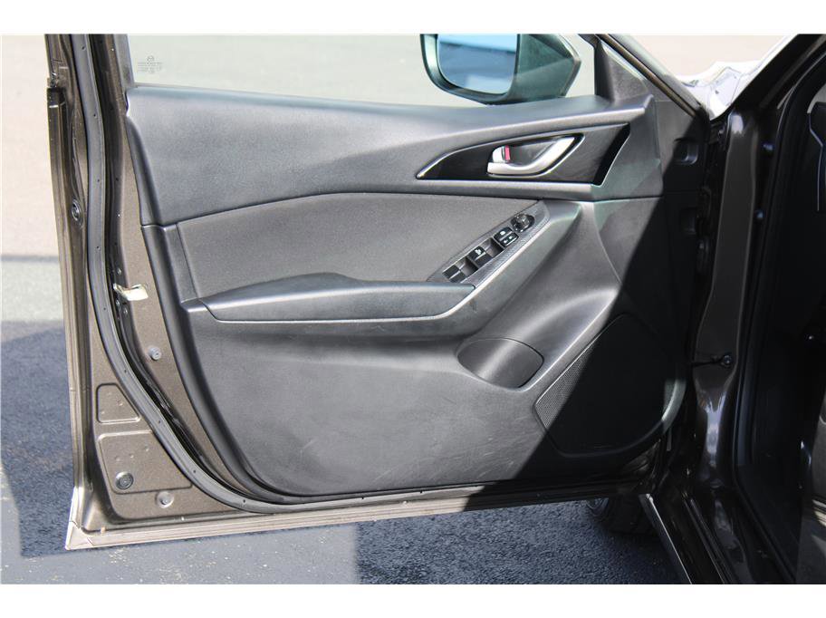 Used 2014 MAZDA MAZDA3 i Touring image 7