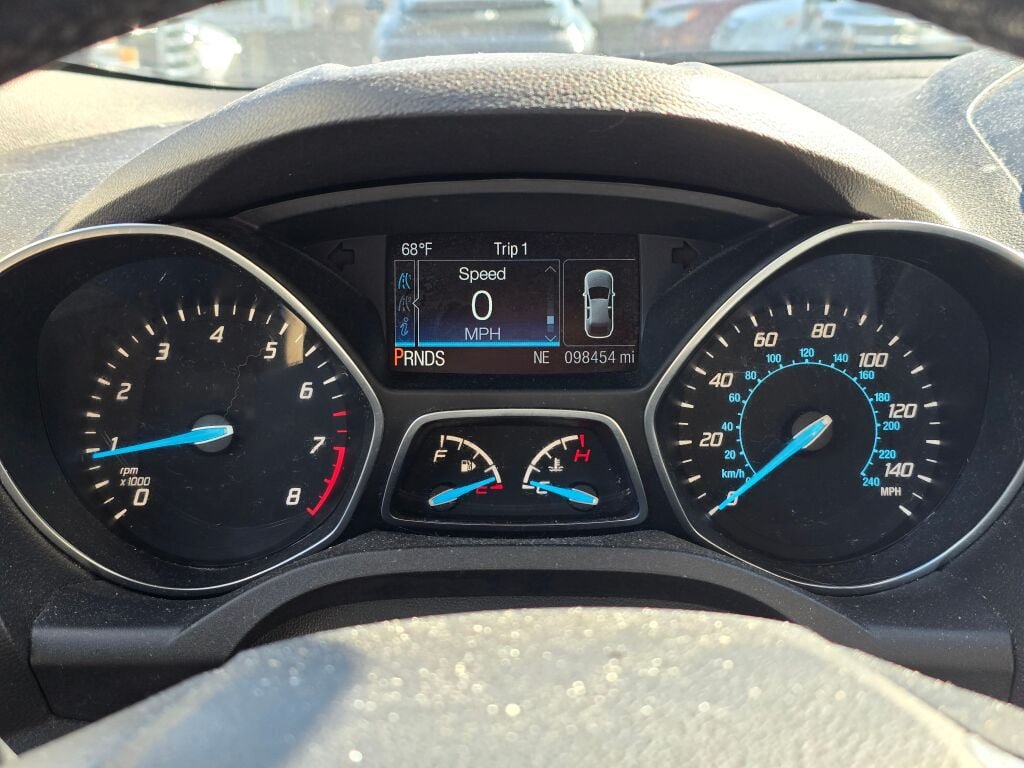 Used 2016 Ford Escape Titanium AWD/4WD image 12