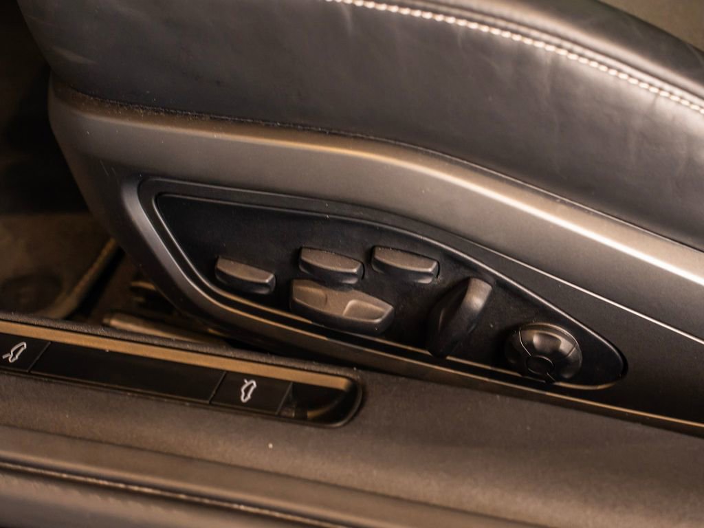 Certified 2024 Porsche 911 Carrera GTS image 32