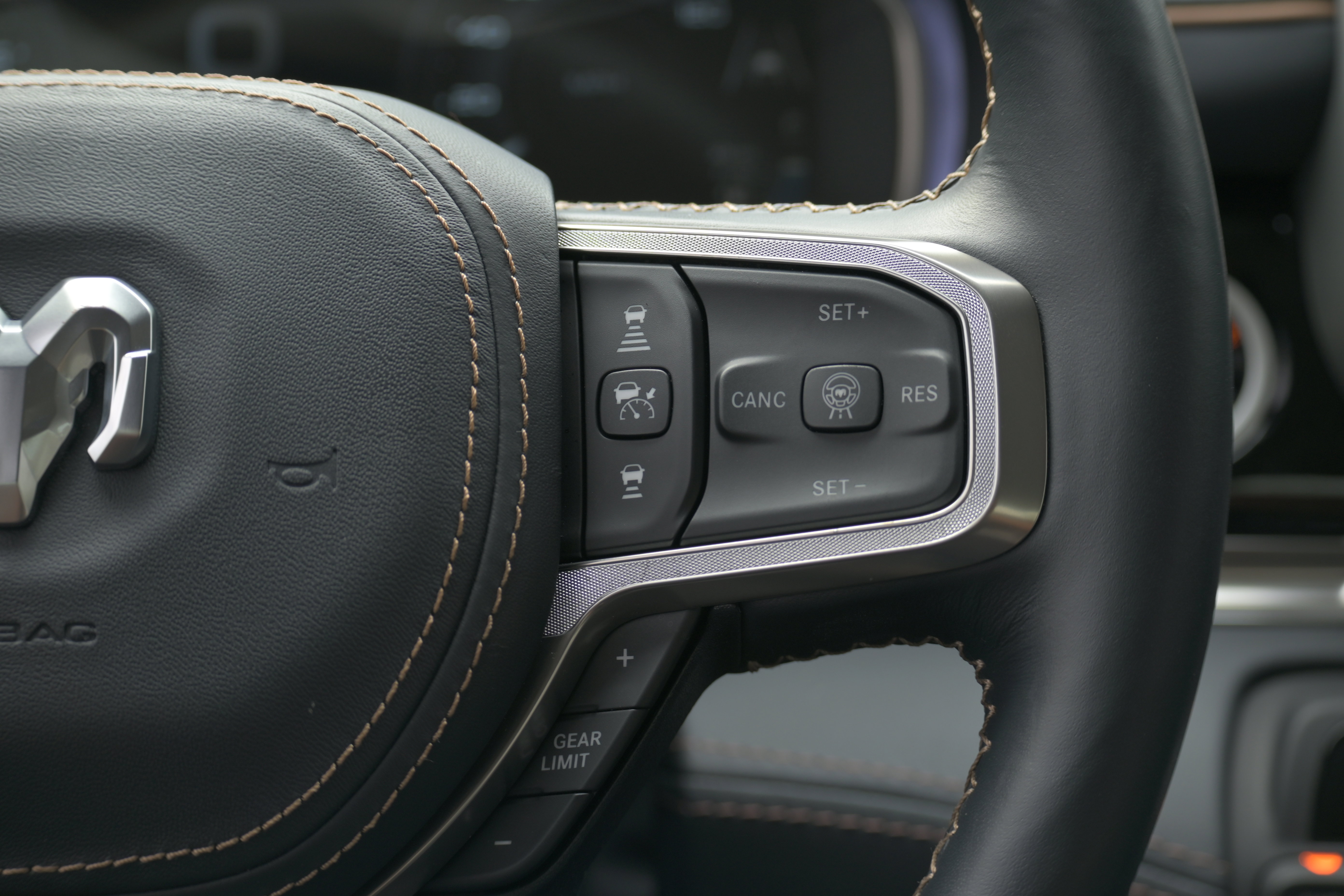 Used 2025 RAM 1500 Tungsten image 20