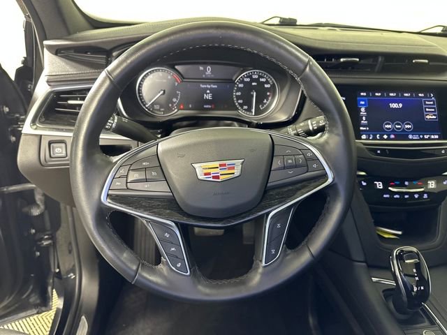 Used 2022 Cadillac XT5 Premium Luxury image 14