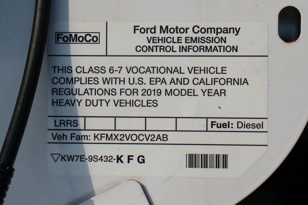 Used 2019 Ford F750 2WD Regular Cab Super Duty image 24