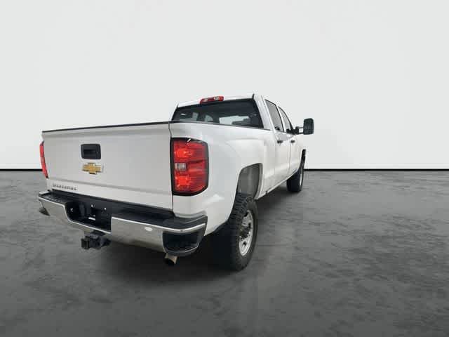 Used 2018 Chevrolet Silverado 2500 W/T AWD/4WD image 3