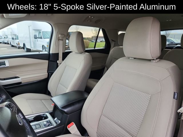Used 2022 Ford Explorer XLT w/ Class IV Trailer Tow Package AWD/4WD image 22