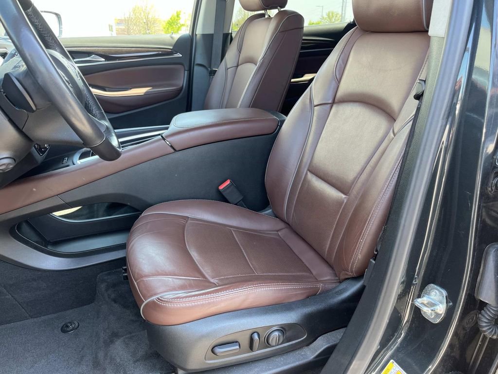 Used 2019 Buick Enclave Avenir w/ Avenir Technology Package image 23