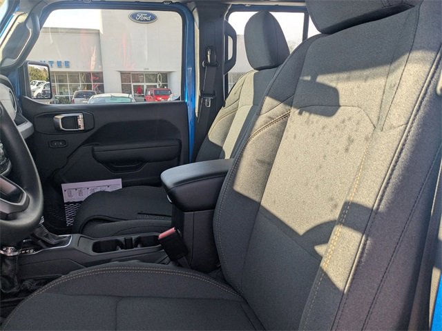 New 2026 Jeep Gladiator Sport image 14