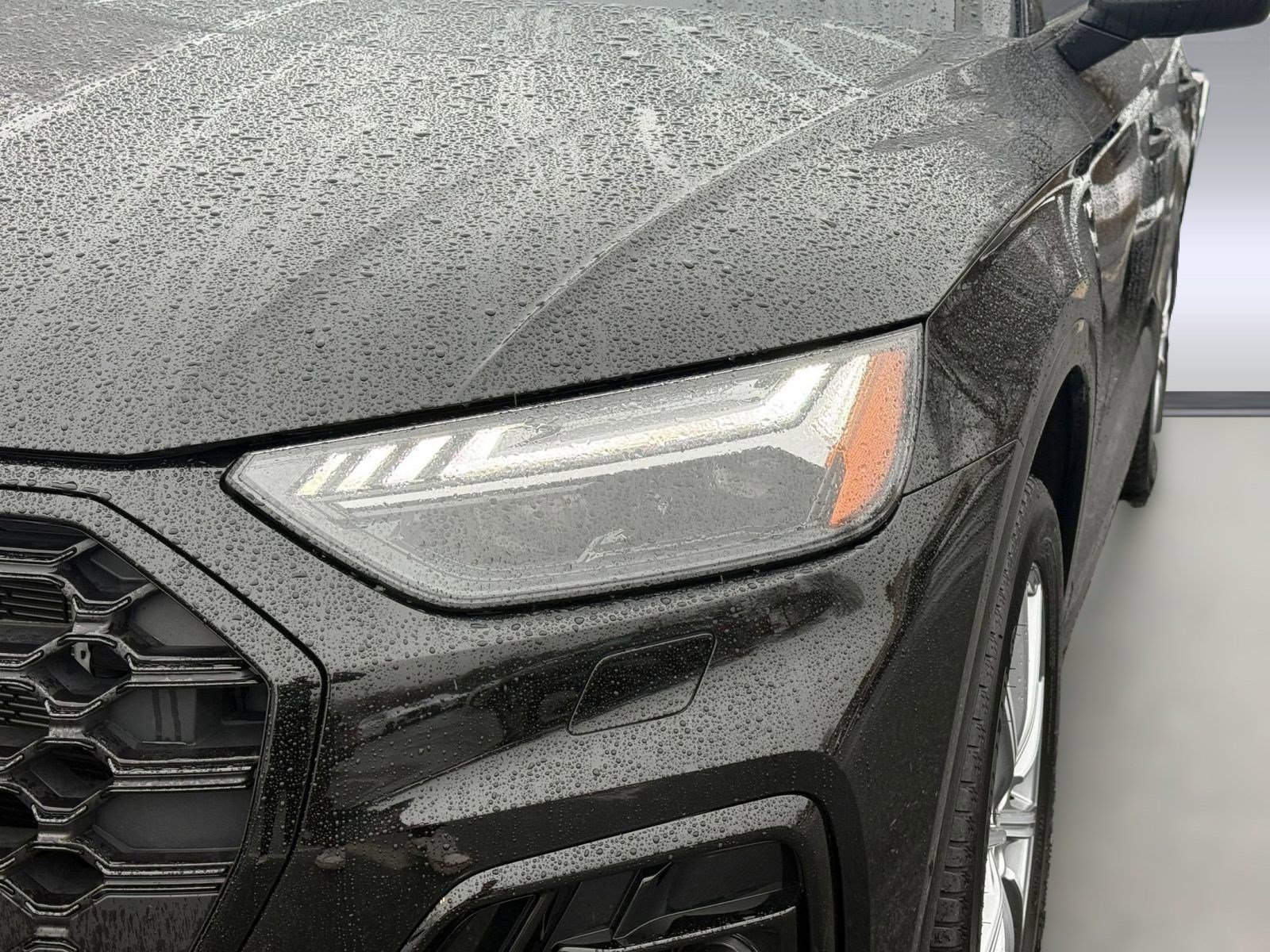 Used 2024 Audi Q5 e Prestige image 11