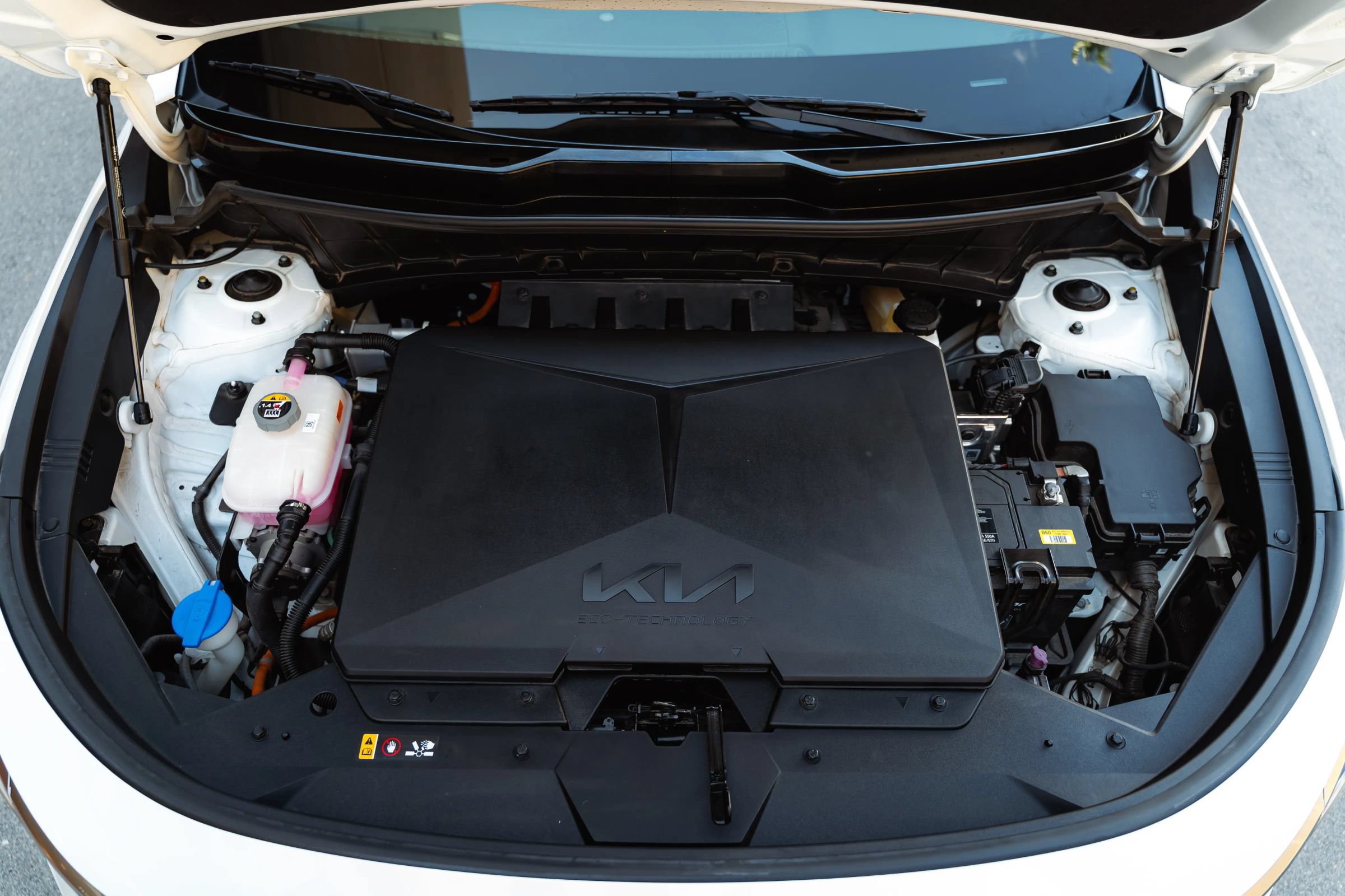 Used 2023 Kia Niro Wind FWD image 56