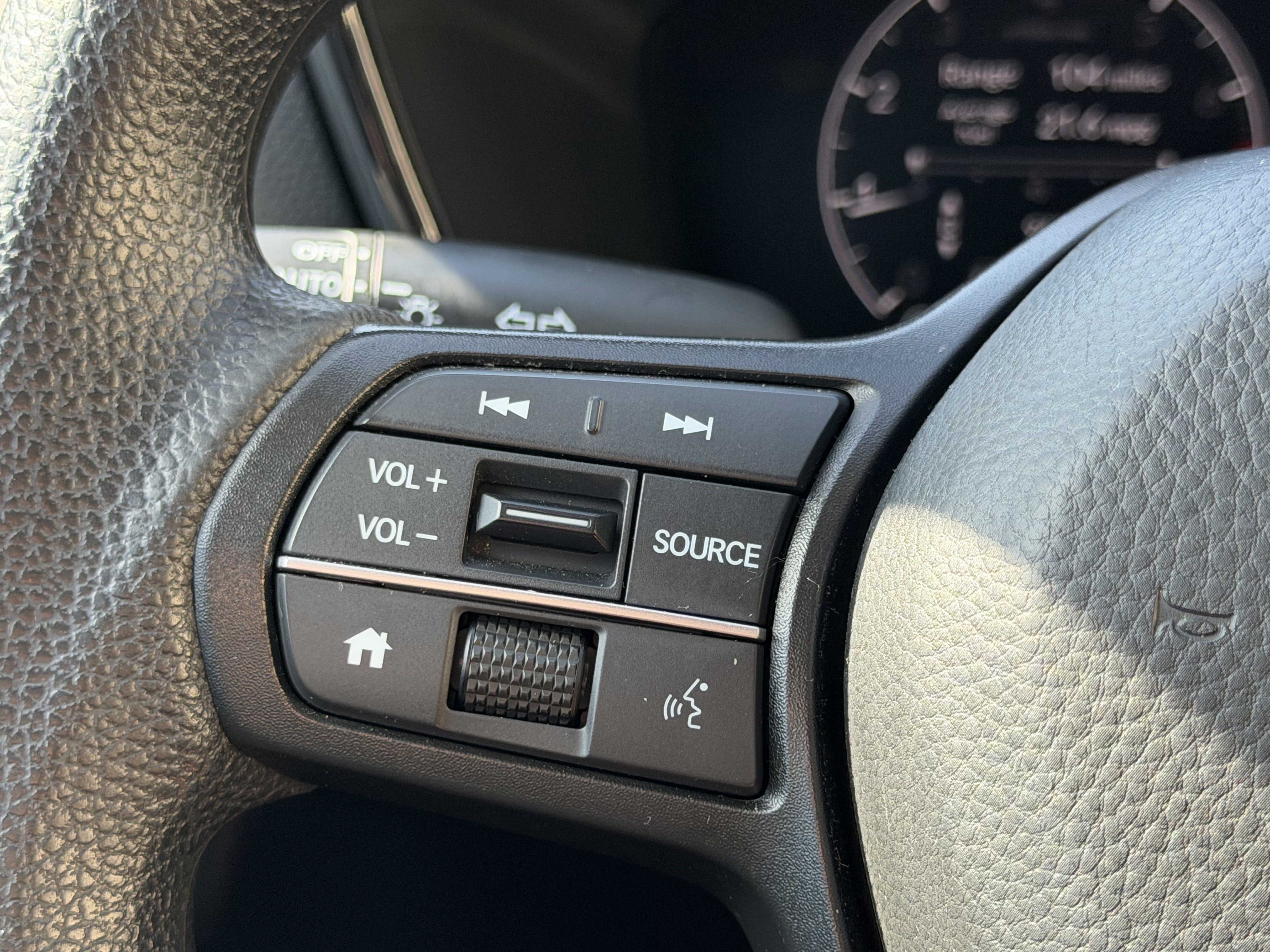 Certified 2025 Honda CR-V LX image 25