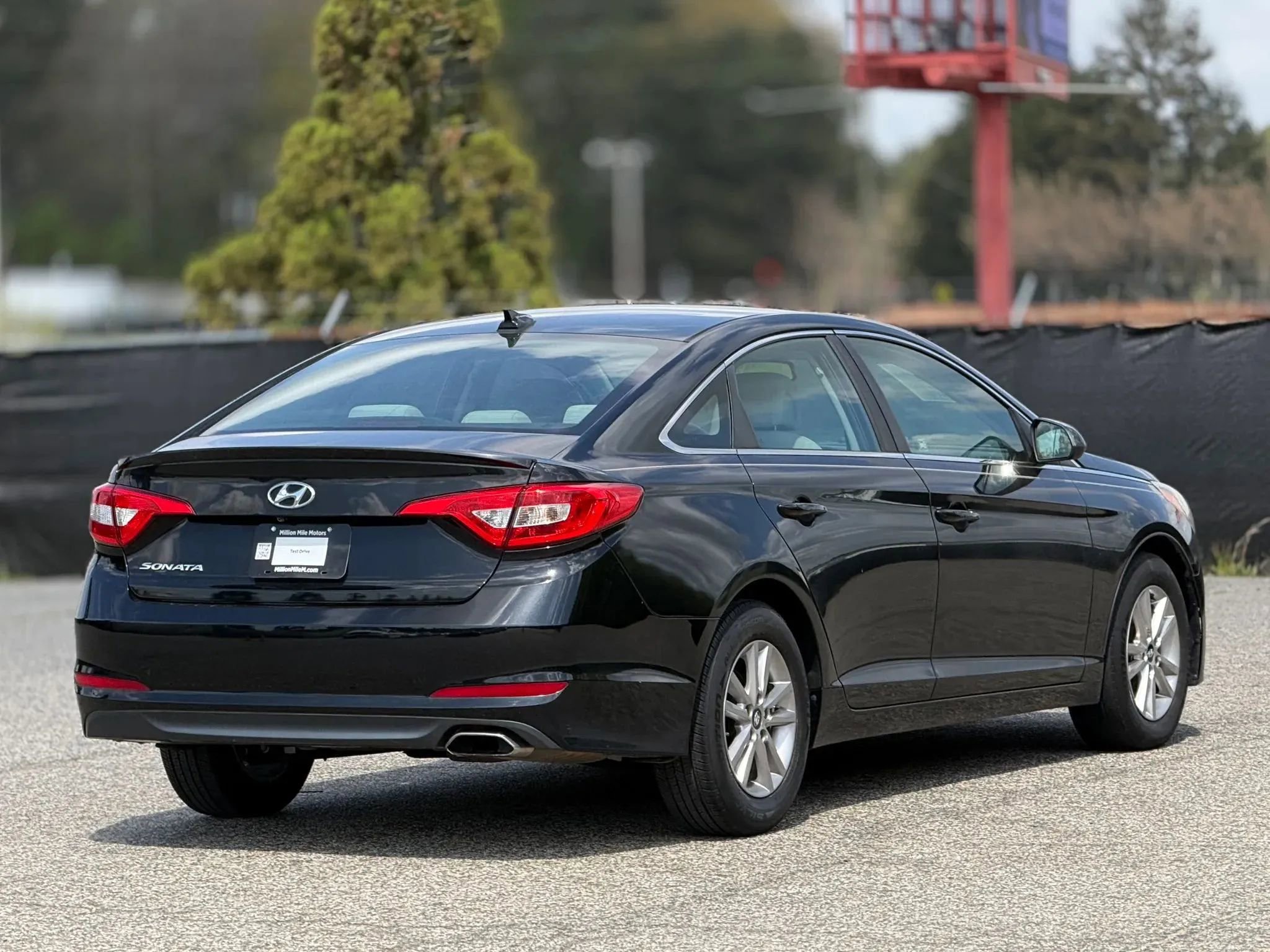 Used 2016 Hyundai Sonata SE image 9