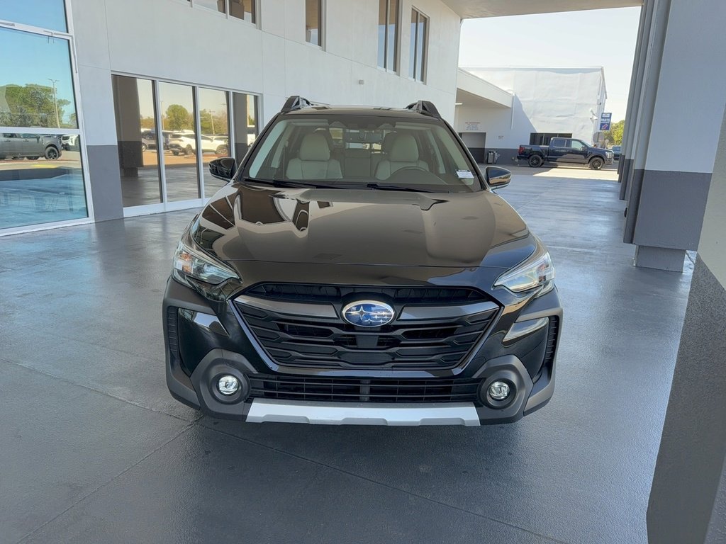 Used 2023 Subaru Outback Limited XT image 3