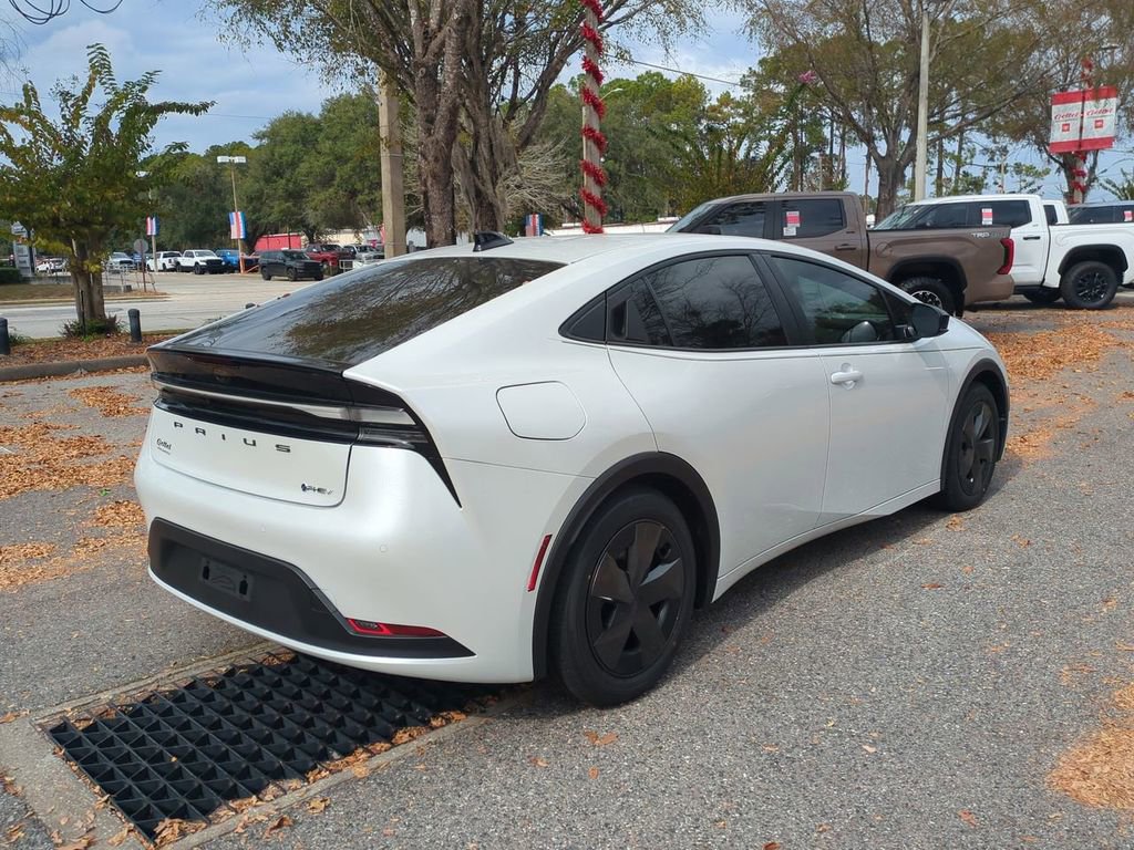 New 2026 Toyota Prius Plug-In Hybrid image 5