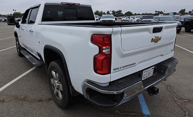 Used 2023 Chevrolet Silverado 3500 LTZ w/ LTZ Plus Package AWD/4WD image 4