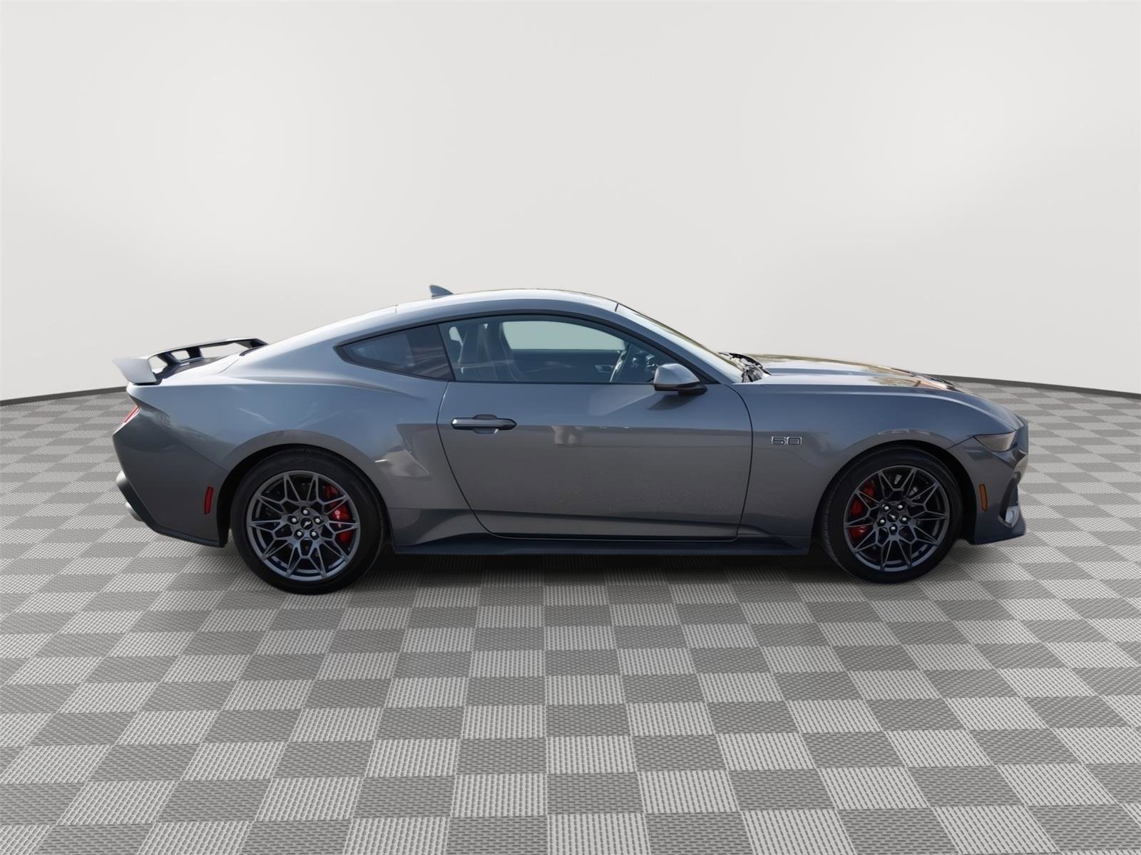 Used 2025 Ford Mustang GT Premium w/ GT Performance Package RWD image 4