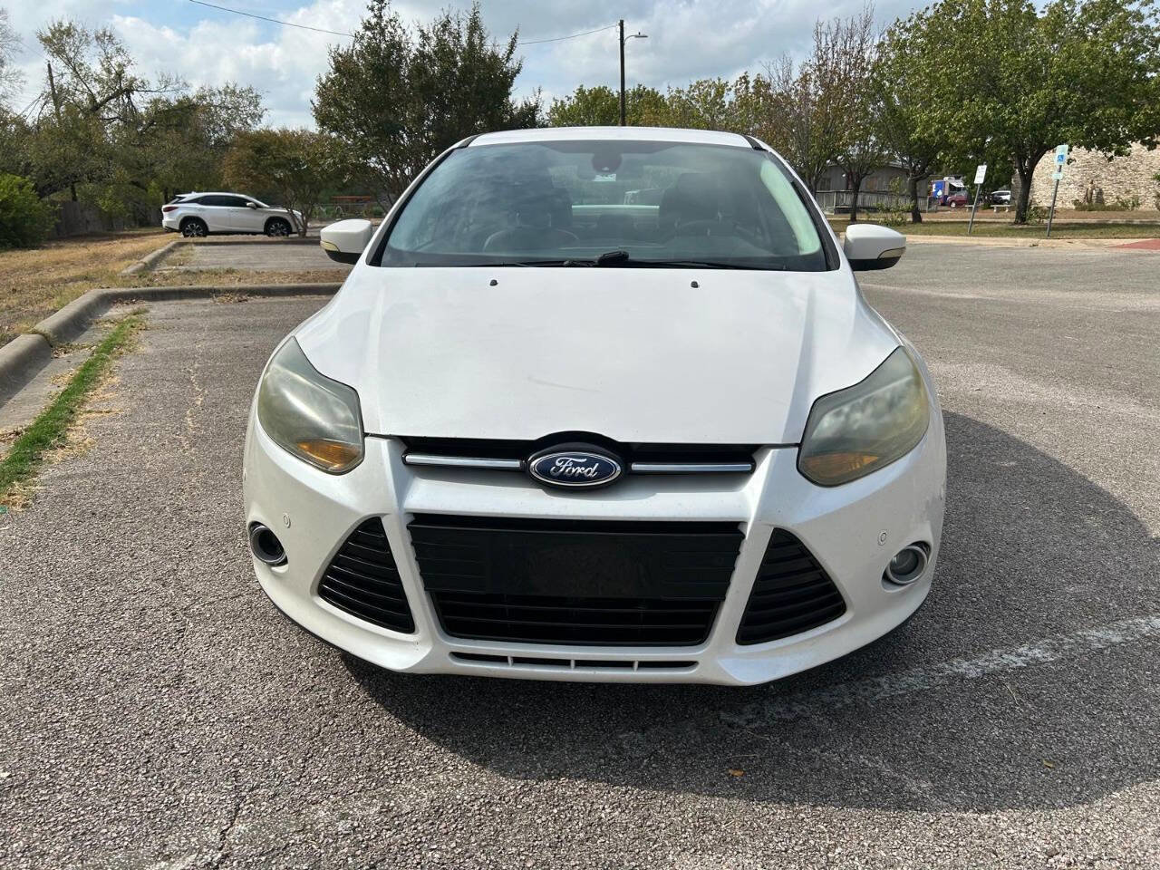 Used 2012 Ford Focus Titanium image 11