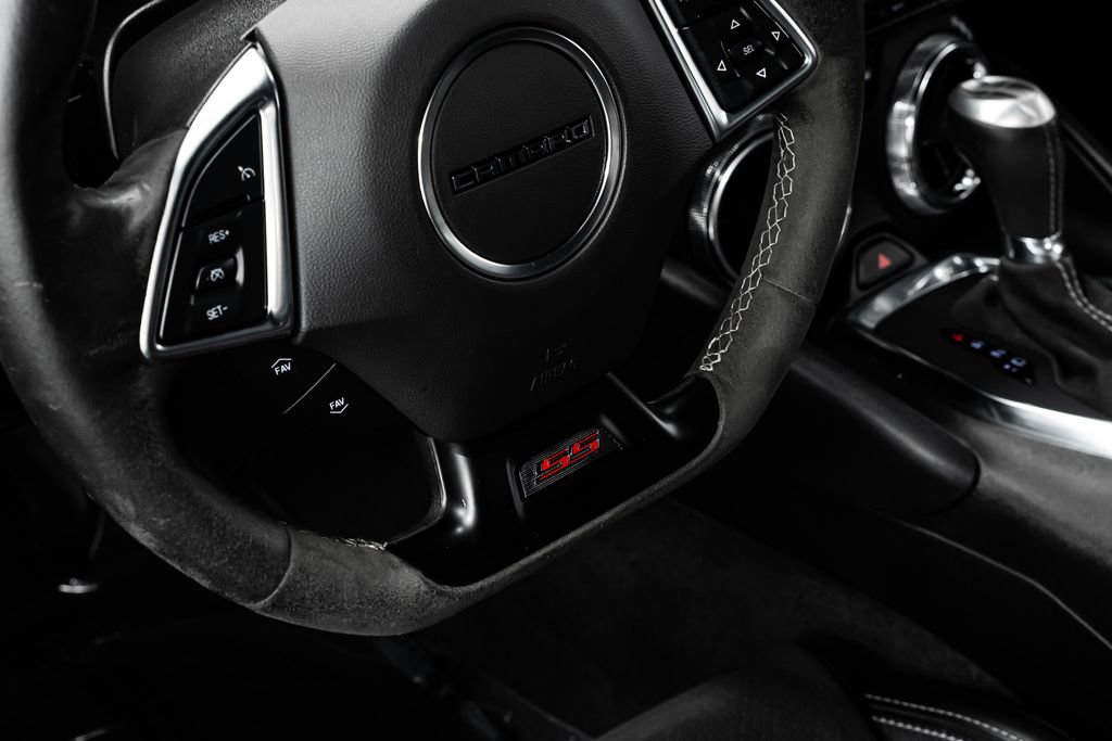 Used 2022 Chevrolet Camaro SS RWD image 22