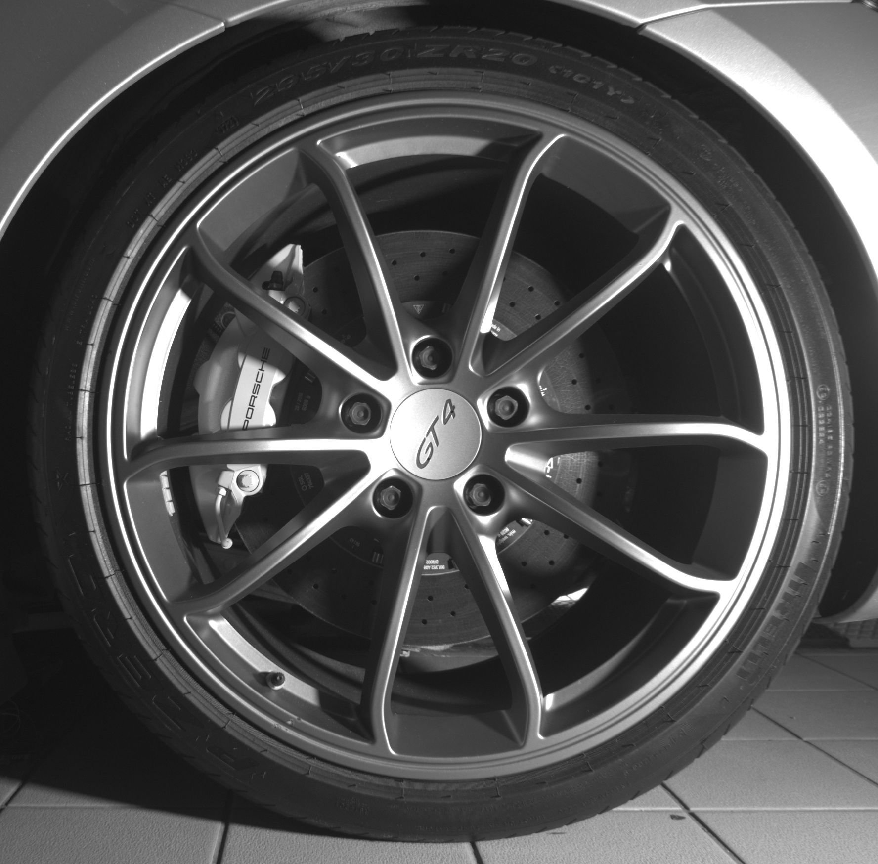 Used 2016 Porsche Cayman GT4 RWD image 29